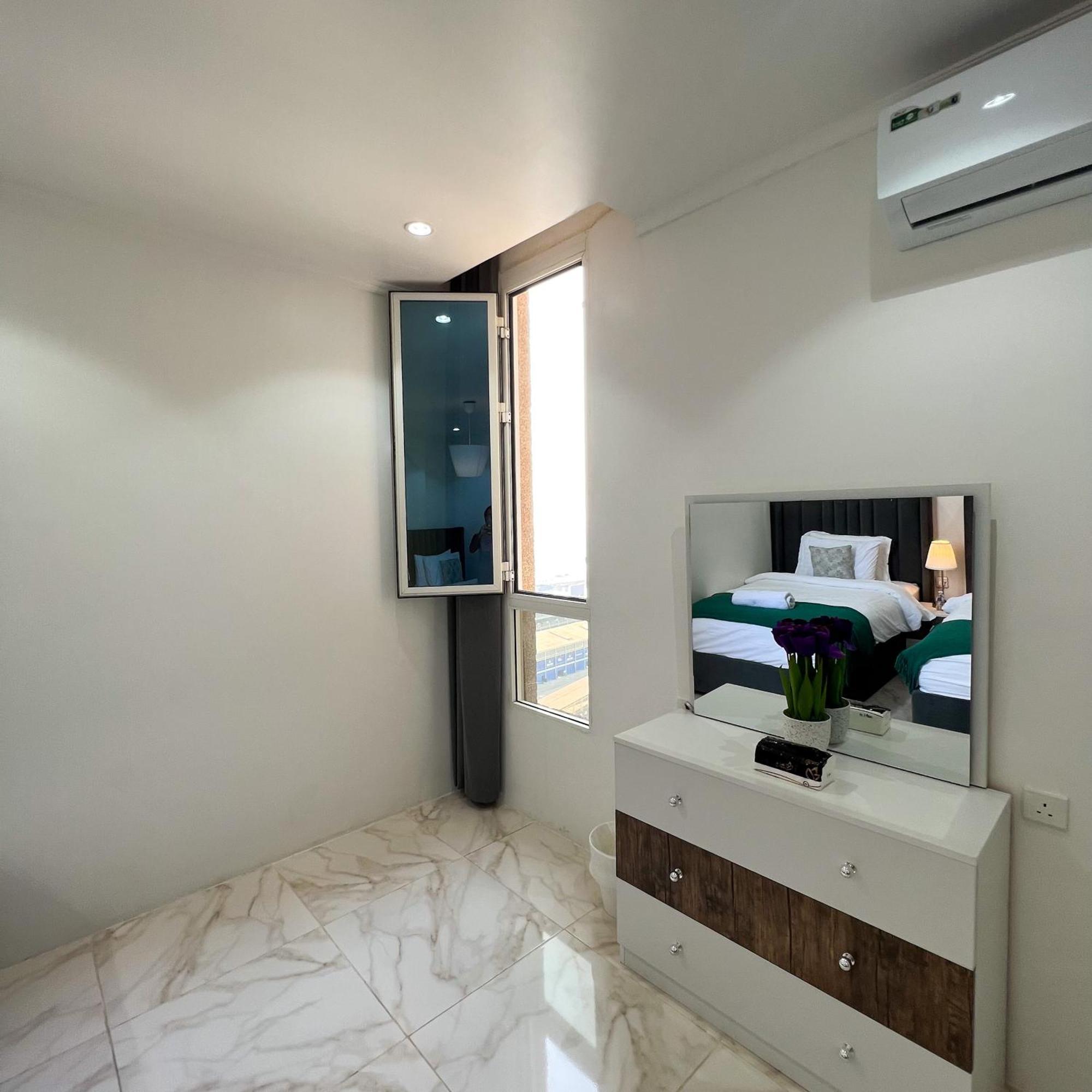 Almasarat Tower Sea View Apartment Jeddah Exterior photo